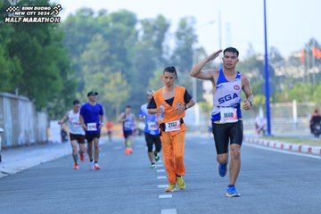 BINH DUONG NEW CITY HALF MARATHON 2024 - Ảnh #1776303