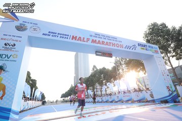 BINH DUONG NEW CITY HALF MARATHON 2024 - Ảnh #1819629