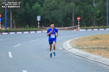 BINH DUONG NEW CITY HALF MARATHON 2024 - Ảnh #1735070