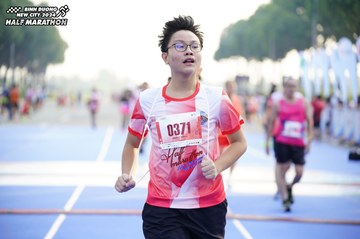BINH DUONG NEW CITY HALF MARATHON 2024 - Ảnh #1763082