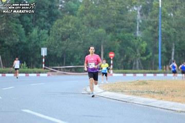 BINH DUONG NEW CITY HALF MARATHON 2024 - Ảnh #1735739