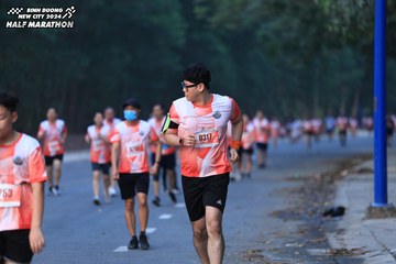 BINH DUONG NEW CITY HALF MARATHON 2024 - Ảnh #1750399