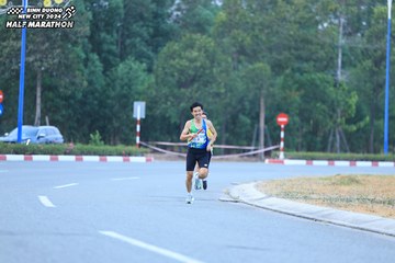 BINH DUONG NEW CITY HALF MARATHON 2024 - Ảnh #1735934