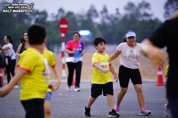 BINH DUONG NEW CITY HALF MARATHON 2024 - Ảnh #1725567
