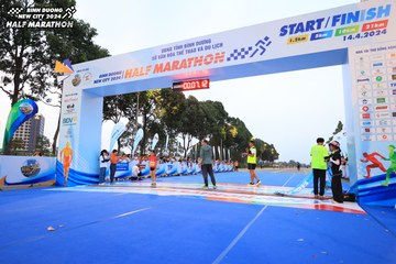 BINH DUONG NEW CITY HALF MARATHON 2024 - Ảnh #1729500