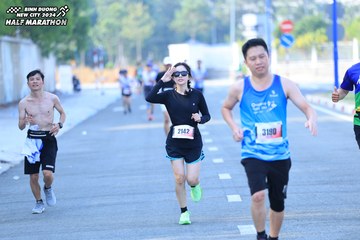 BINH DUONG NEW CITY HALF MARATHON 2024 - Ảnh #1770187