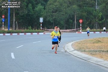 BINH DUONG NEW CITY HALF MARATHON 2024 - Ảnh #1734947