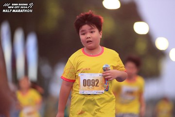 BINH DUONG NEW CITY HALF MARATHON 2024 - Ảnh #1724381