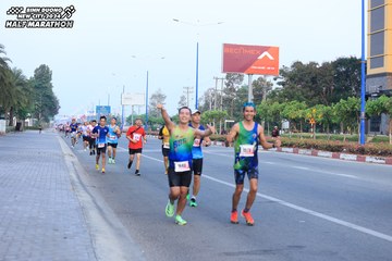 BINH DUONG NEW CITY HALF MARATHON 2024 - Ảnh #1771996