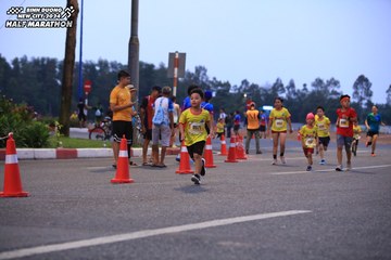 BINH DUONG NEW CITY HALF MARATHON 2024 - Ảnh #1728155