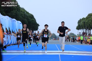BINH DUONG NEW CITY HALF MARATHON 2024 - Ảnh #1737215