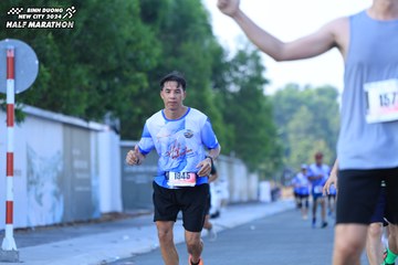 BINH DUONG NEW CITY HALF MARATHON 2024 - Ảnh #1766919