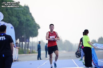 BINH DUONG NEW CITY HALF MARATHON 2024 - Ảnh #1771001