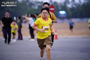 BINH DUONG NEW CITY HALF MARATHON 2024 - Ảnh #1725543