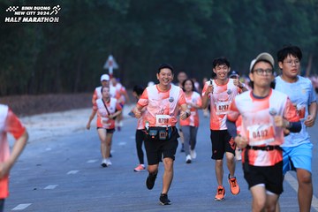 BINH DUONG NEW CITY HALF MARATHON 2024 - Ảnh #1750710
