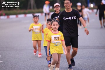 BINH DUONG NEW CITY HALF MARATHON 2024 - Ảnh #1727177