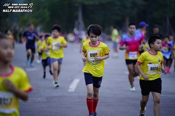 BINH DUONG NEW CITY HALF MARATHON 2024 - Ảnh #1724601