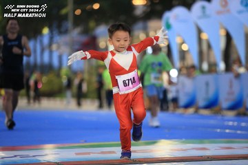 BINH DUONG NEW CITY HALF MARATHON 2024 - Ảnh #1727693