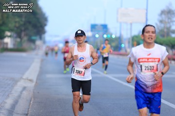 BINH DUONG NEW CITY HALF MARATHON 2024 - Ảnh #1766410