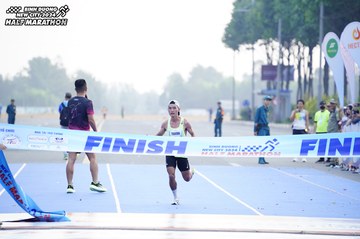 BINH DUONG NEW CITY HALF MARATHON 2024 - Ảnh #1771303