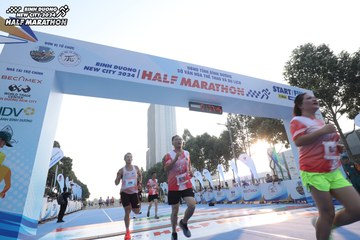 BINH DUONG NEW CITY HALF MARATHON 2024 - Ảnh #1820086