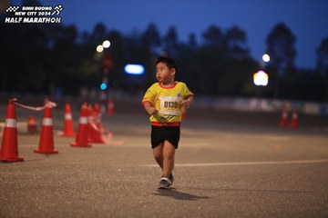 BINH DUONG NEW CITY HALF MARATHON 2024 - Ảnh #1728548
