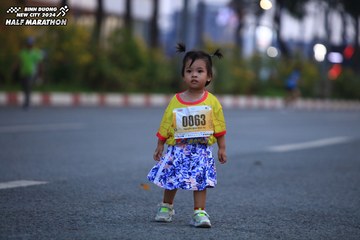 BINH DUONG NEW CITY HALF MARATHON 2024 - Ảnh #1727875