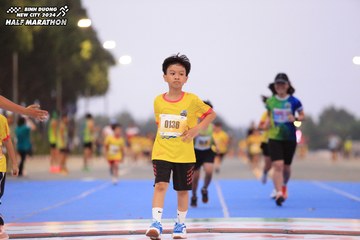 BINH DUONG NEW CITY HALF MARATHON 2024 - Ảnh #1727630