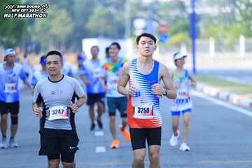 BINH DUONG NEW CITY HALF MARATHON 2024 - Ảnh #1770426