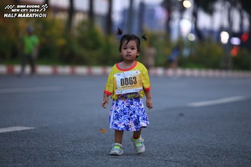 BINH DUONG NEW CITY HALF MARATHON 2024 - Ảnh #1727870