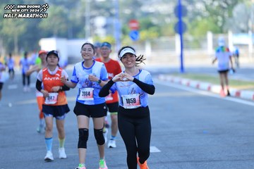BINH DUONG NEW CITY HALF MARATHON 2024 - Ảnh #1769540