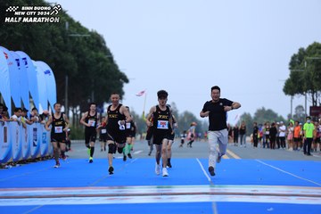 BINH DUONG NEW CITY HALF MARATHON 2024 - Ảnh #1737207