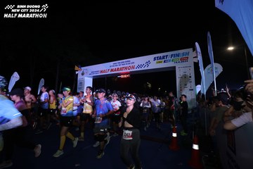 BINH DUONG NEW CITY HALF MARATHON 2024 - Ảnh #1737818