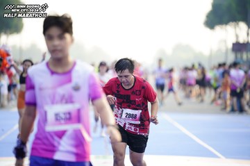 BINH DUONG NEW CITY HALF MARATHON 2024 - Ảnh #1765123