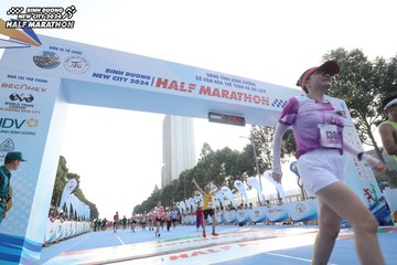 BINH DUONG NEW CITY HALF MARATHON 2024 - Ảnh #1821772