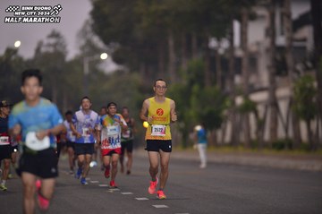 BINH DUONG NEW CITY HALF MARATHON 2024 - Ảnh #1756554