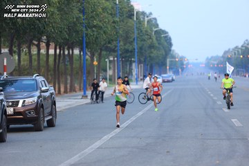 BINH DUONG NEW CITY HALF MARATHON 2024 - Ảnh #1739425