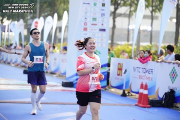 BINH DUONG NEW CITY HALF MARATHON 2024 - Ảnh #1762213