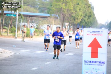 BINH DUONG NEW CITY HALF MARATHON 2024 - Ảnh #1755530