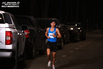BINH DUONG NEW CITY HALF MARATHON 2024 - Ảnh #1739960