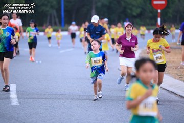 BINH DUONG NEW CITY HALF MARATHON 2024 - Ảnh #1726717