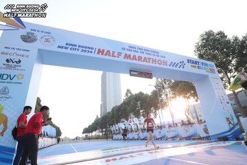 BINH DUONG NEW CITY HALF MARATHON 2024 - Ảnh #1819443