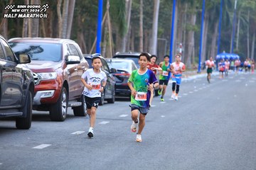BINH DUONG NEW CITY HALF MARATHON 2024 - Ảnh #1755992