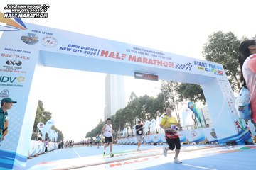 BINH DUONG NEW CITY HALF MARATHON 2024 - Ảnh #1822276