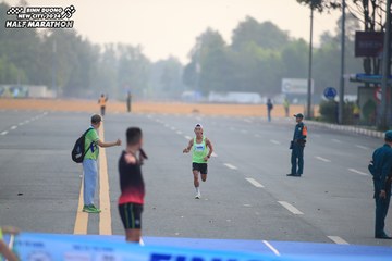 BINH DUONG NEW CITY HALF MARATHON 2024 - Ảnh #1738562