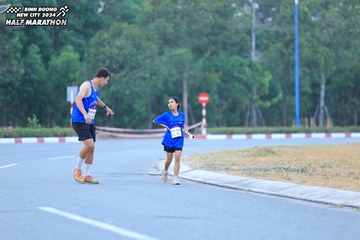 BINH DUONG NEW CITY HALF MARATHON 2024 - Ảnh #1736049