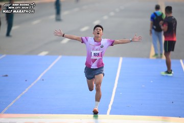 BINH DUONG NEW CITY HALF MARATHON 2024 - Ảnh #1738953
