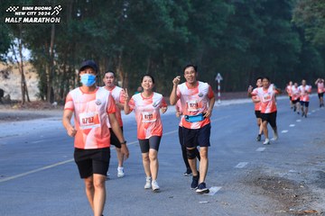 BINH DUONG NEW CITY HALF MARATHON 2024 - Ảnh #1750433