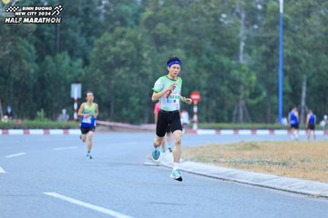 BINH DUONG NEW CITY HALF MARATHON 2024 - Ảnh #1735977