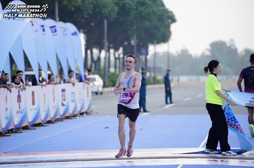 BINH DUONG NEW CITY HALF MARATHON 2024 - Ảnh #1770817